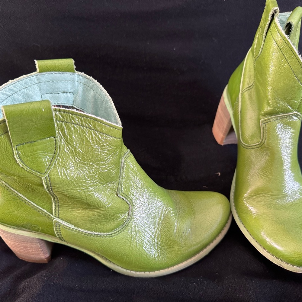 Lime Green leather Felmini booties